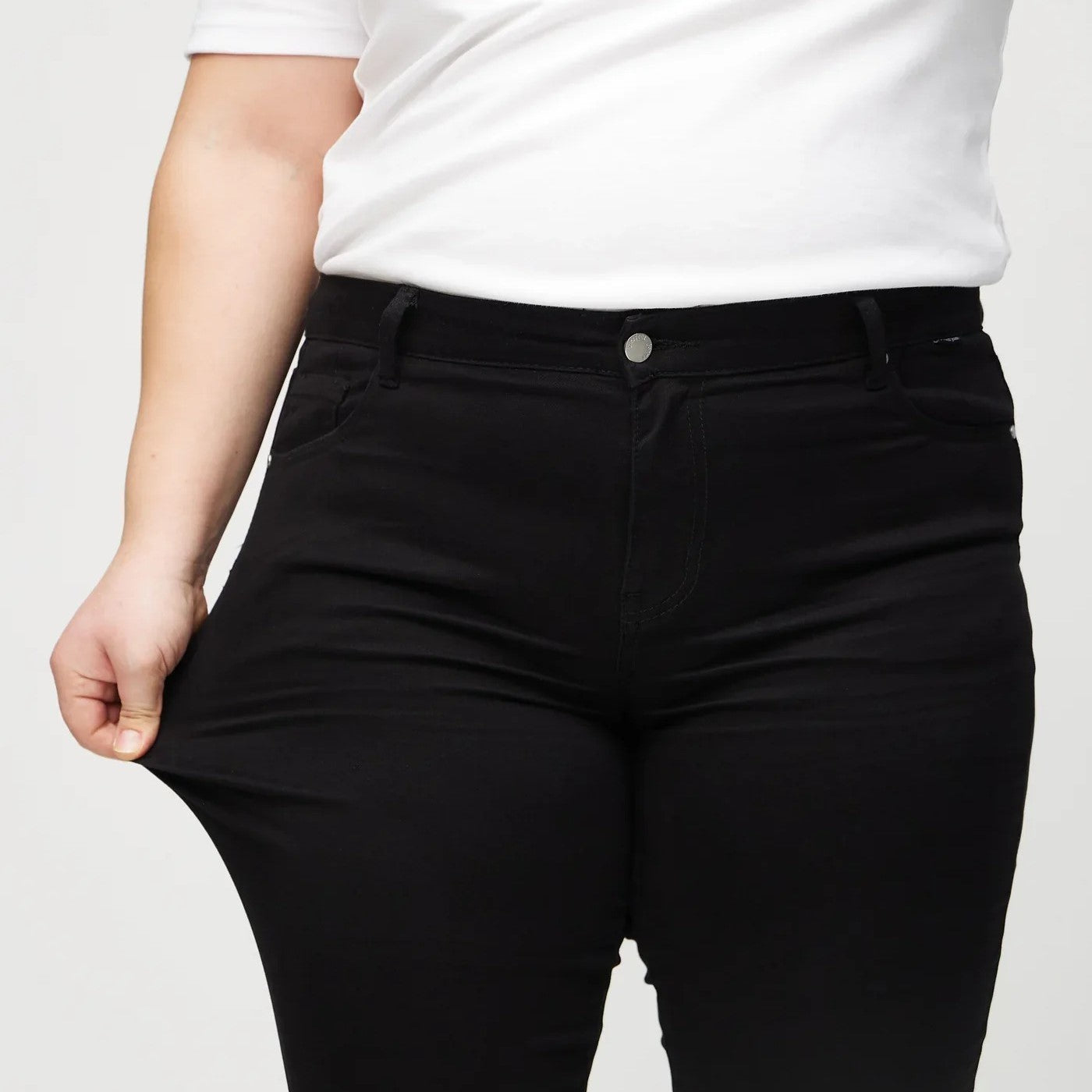 Stretchable denim for women