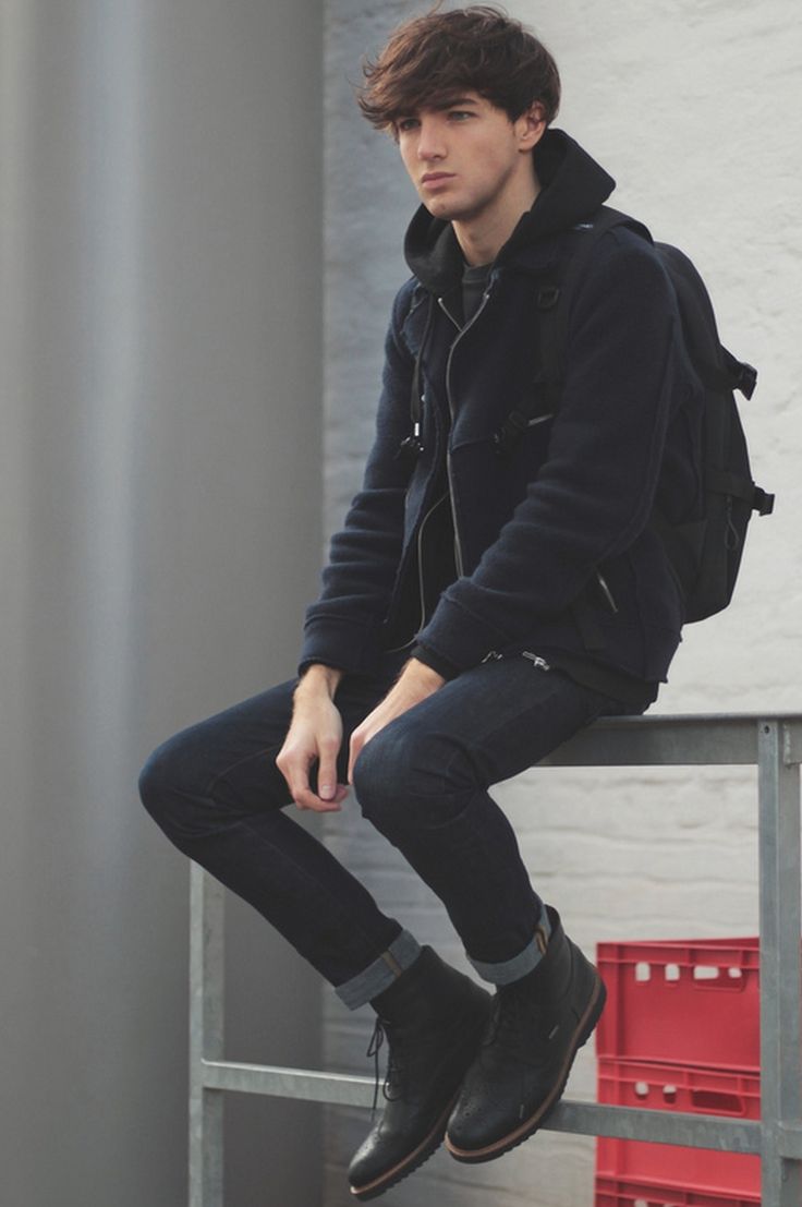 Black Hoodie Outfit